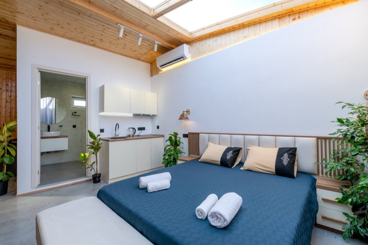 Skyview Star Cabin interior